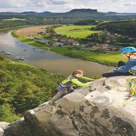 In Lichtenhain Дом отдыха *