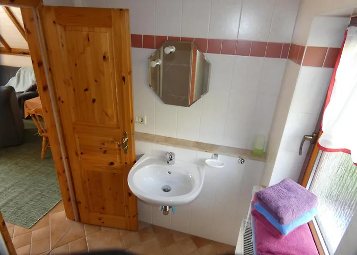 In Lichtenhain زبنيتس