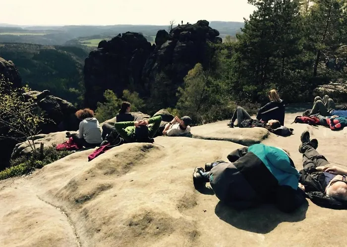 In Lichtenhain * زبنيتس